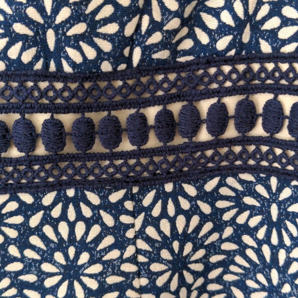 Gorgeous Navy and White Dress with Cutout Neckline Details (NWT!) - Picture 5 of 11